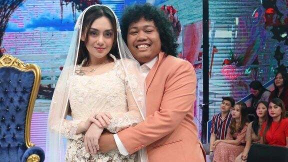 Celine Evangelista Pamer Foto Baru, Kode Bakal Jadi Istri Marshel Widianto: Semoga Jadi Langkah Tepat