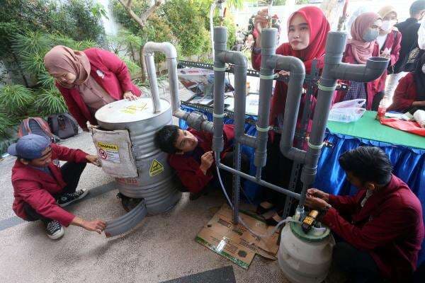 Bisa Dibuat Sendiri dan Murah, Inilah Alat Pembakar Sampah Rendah Emisi