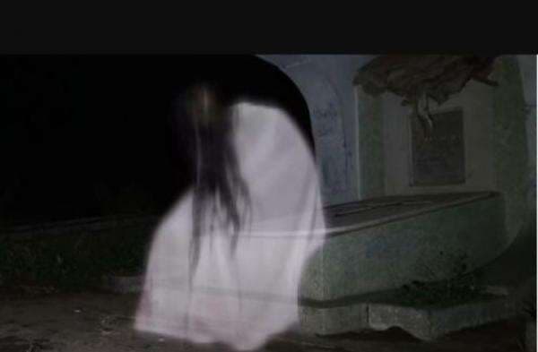 Mengenal Sosok Hantu Wanita Paling Menyeramkan Berdasarkan Warna, Mana yang Paling Menyeramkan Mengenal Sosok Hantu Wanita Paling Menyeramkan Berdasarkan Warna, Mana yang Paling Menyeramkan