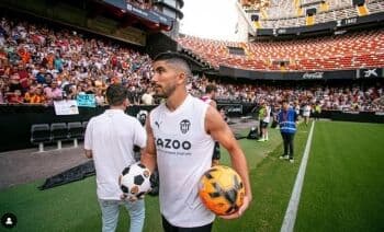 PSG Disebut Capai Kesepakatan dengan Bintang Valencia Carlos Soler PSG Disebut Capai Kesepakatan dengan Bintang Valencia Carlos Soler