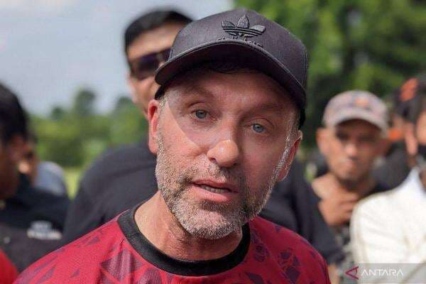 Thomas Doll Kaget Hanno Behrens Mulai Fasih Bahasa Indonesia Thomas Doll Kaget Hanno Behrens Mulai Fasih Bahasa Indonesia