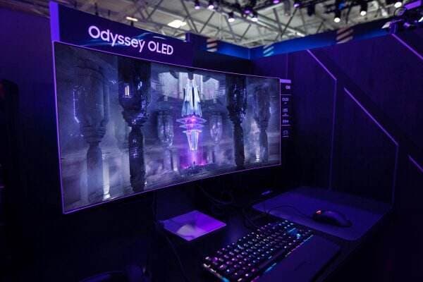 [IFA 2022] Samsung Odyssey OLED G8: Monitor Gaming Lengkung dengan Panel OLED Pertama Samsung