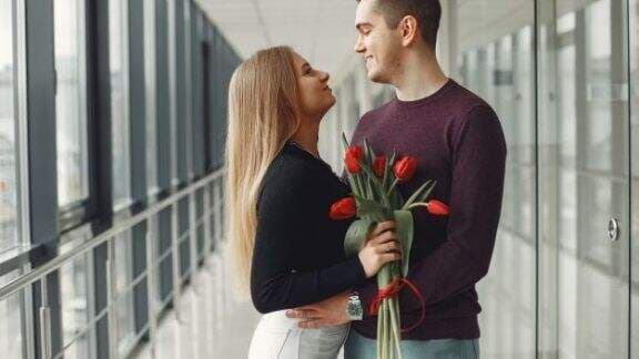 Sering Bikin Orang Baper, Ternyata Ini 5 Tanda Si Gemini Jatuh Cinta Beneran Sama Kamu, Catat Ya! Sering Bikin Orang Baper, Ternyata Ini 5 Tanda Si Gemini Jatuh Cinta Beneran Sama Kamu, Catat Ya!