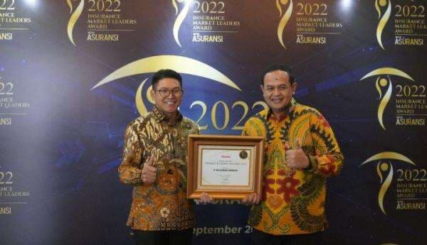 BRINS Dinobatkan Sebagai Insurance Market Leader 2022 BRINS Dinobatkan Sebagai Insurance Market Leader 2022