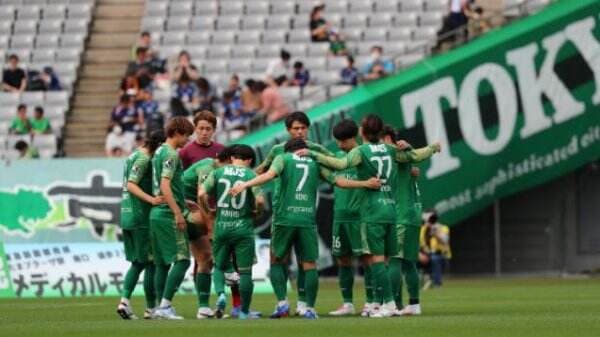 Tokyo Verdy Kalah Lagi, Netizen Cium Aroma Konflik Pratama Arhan dan Pelatih