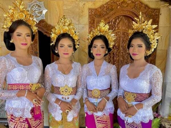 3 Nama Pakaian Adat Bali untuk Pria dan Wanita serta Keunikannya