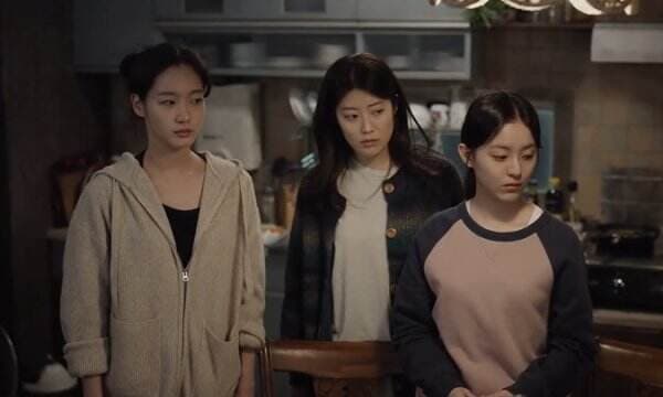 Super Tegang! Ini 4 Alasan Kamu Wajib Nonton Little Women Korea