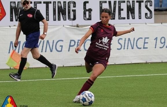 Estella Loupatty, Pesepak Bola Putri Keturunan Indonesia yang Main di Klub Belanda Estella Loupatty, Pesepak Bola Putri Keturunan Indonesia yang Main di Klub Belanda