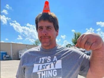 Mengenal Jeff Dabe, Atlet Panco Terkuat Dunia yang Mempunyai Lengan Berdiameter 49 Cm Mengenal Jeff Dabe, Atlet Panco Terkuat Dunia yang Mempunyai Lengan Berdiameter 49 Cm