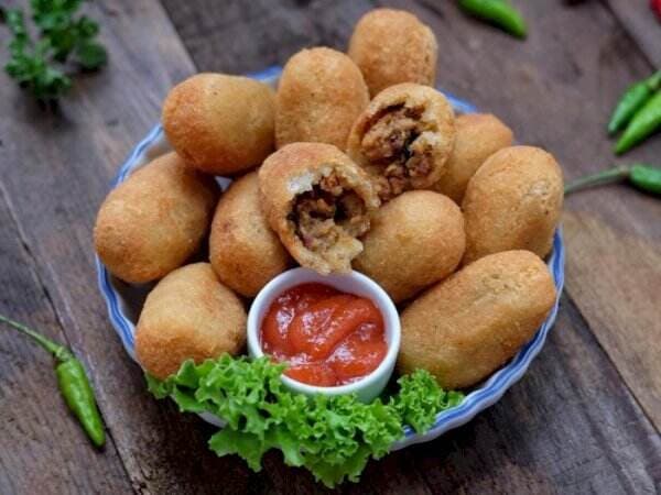 5 Resep Makanan dari Singkong yang Mudah Dibuat, Dijamin Enak! 5 Resep Makanan dari Singkong yang Mudah Dibuat, Dijamin Enak!