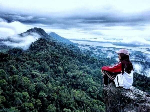 Bukit Suligi, Negeri di Atas Awan Riau Punya Pemandangan yang Menakjubkan