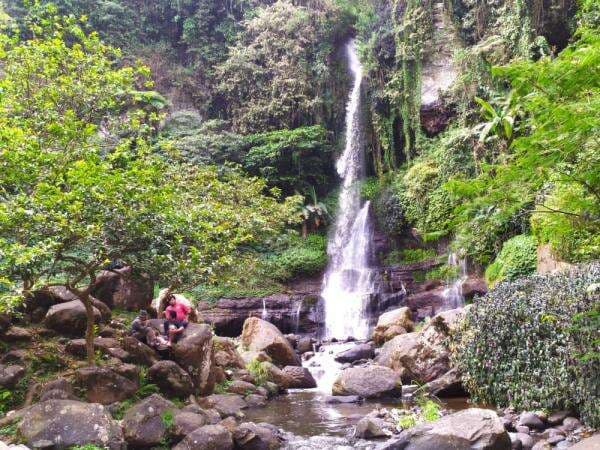 Curug Orok Cikahuripan Suguhkan Panorama Alam yang Masih Asri