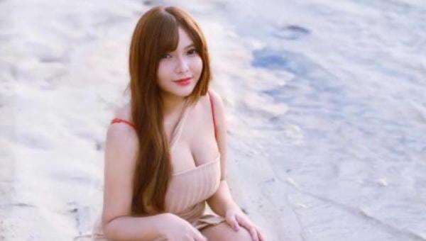 Tiara Aurellie Pamer Foto Terbaru, Pakai Lingerie hingga Pose Menantang Tiara Aurellie Pamer Foto Terbaru, Pakai Lingerie hingga Pose Menantang