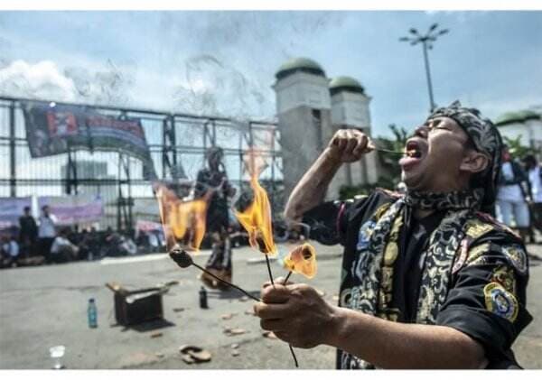 Mengenal Tradisi Debus, Kesenian Asal Banten yang Melegenda