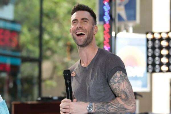 Ini Biodata dan Profil Adam Levine, Vokalis Maroon 5 yang Dirumorkan Selingkuh dengan Summer Stroh