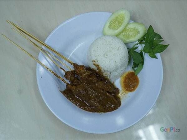 Resep Sate Ayam Bumbu Kacang, Ternyata Bikinnya Mudah Loh!