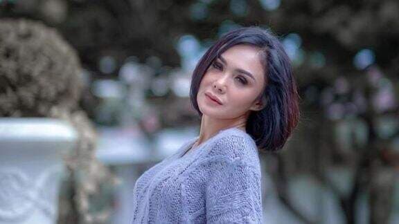 Kini Kecanduan Alat Seks, Yuni Shara Akui Pernah Palsukan Orgasme dan Kenikmatan Hubungan Seks Gegara KDRT: Saya Harap... Kini Kecanduan Alat Seks, Yuni Shara Akui Pernah Palsukan Orgasme dan Kenikmatan Hubungan Seks Gegara KDRT: Saya Harap...