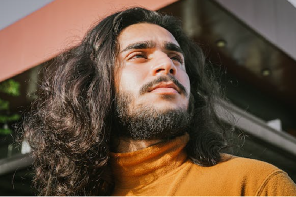 12 Model Rambut Ikal Pria Unik, Termasuk Harry Styles 12 Model Rambut Ikal Pria Unik, Termasuk Harry Styles