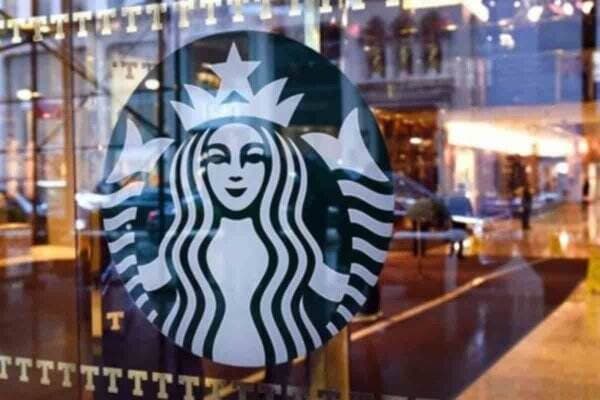 Buat yang Belum Tahu, Nongkrong dan Ngopi di Starbucks Bisa Irit