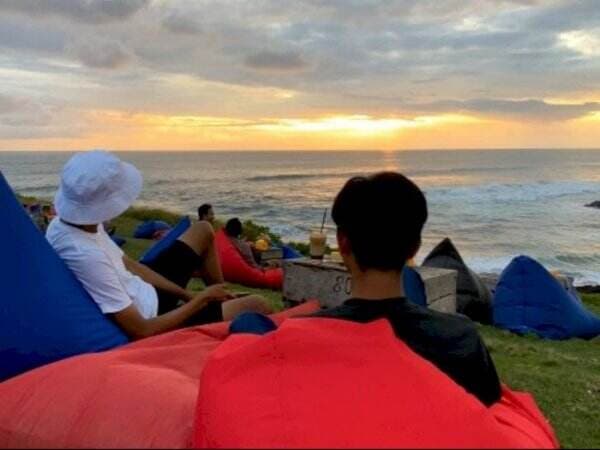 Pantai Cinta Kedungu, Lahan Tidur yang Disulap Jadi Tempat Berburu Sunset di Bali