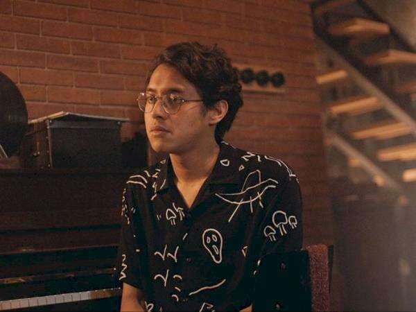 Chord 'Sudah' Ardhito Pramono Beserta Lirik Lagu dan Maknanya Chord 'Sudah' Ardhito Pramono Beserta Lirik Lagu dan Maknanya