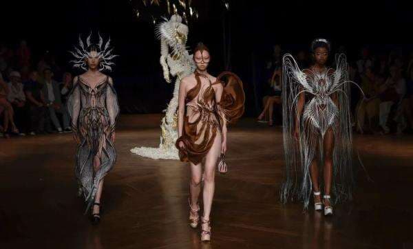 Apa Itu Haute Couture, Memahami Istilah Busana Eksklusif di Dunia Fashion Apa Itu Haute Couture, Memahami Istilah Busana Eksklusif di Dunia Fashion