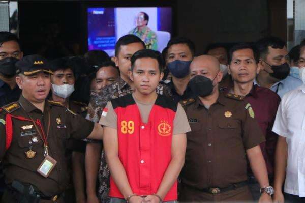 Sebelum Tembak Yosua, Bharada E Sempat Berdoa Dulu Sebelum Tembak Yosua, Bharada E Sempat Berdoa Dulu