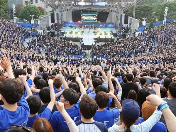 Pensi ala Korea, Ini Fakta Festival Akaraka yang Viral Berkat Drama Korea &#39;Cheer Up&#39;!