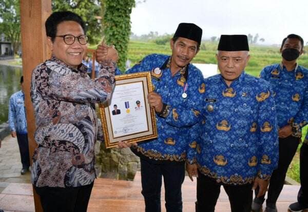 Wisata Telaga Madiredo yang Dibangun dengan Dana Desa