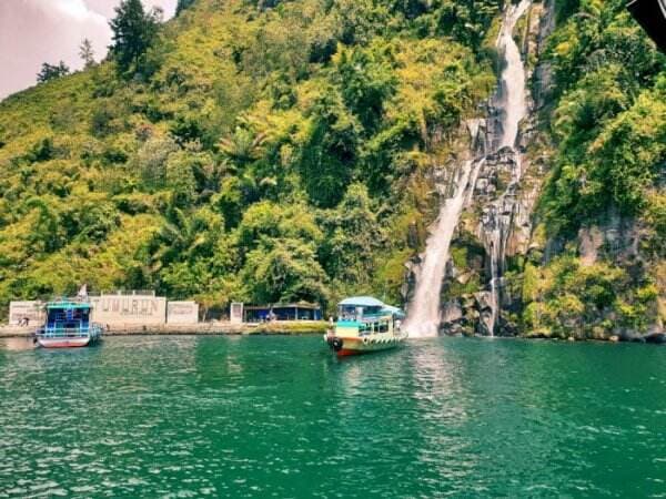 Air Terjun Situmurun, Airnya Mengalir Langsung ke Danau Toba Keindahannya Sangat Memikat