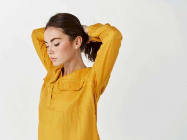 5 Cara Mengikat Rambut dengan Benar Agar Tak Membekas dan Merusak Kondisi 5 Cara Mengikat Rambut dengan Benar Agar Tak Membekas dan Merusak Kondisi