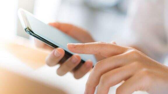 Bikin Bulu Kuduk Berdiri, 5 Contoh Pesan Nakal untuk Suami, PakSu Auto Buru-buru Pulang! Bikin Bulu Kuduk Berdiri, 5 Contoh Pesan Nakal untuk Suami, PakSu Auto Buru-buru Pulang!