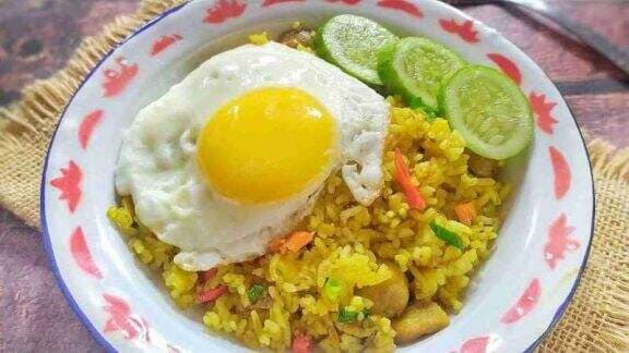 Resep Nasi Goreng Kunyit, Wanginya Bikin Perut Keroncongan