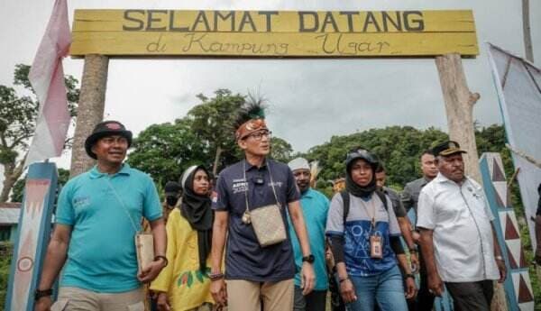 Sandiaga Uno Ungkap Potensi Desa Wisata Kampung Ugar Buka Lapangan Kerja Berkelanjutan News 1900