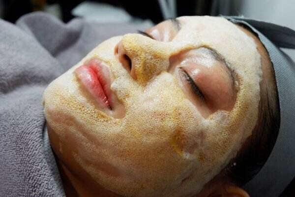 Cobain Bubble Facial Treatment dari Dermies Max, Bikin Pengalaman Facial dan Maskeran yang Unik!