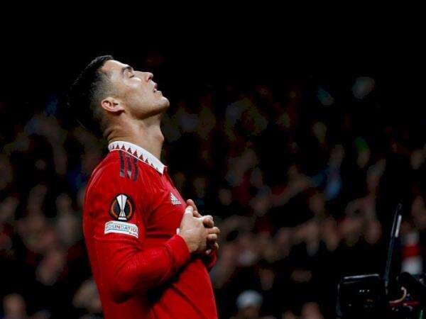 Tajir Melintir! Cristiano Ronaldo Bangun Istana Impiannya di Portugal Tajir Melintir! Cristiano Ronaldo Bangun Istana Impiannya di Portugal