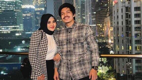 Blak-blakan! Ungkap Kebiasaan Atta Halilintar di Ranjang, Aurel Hermansyah Spill Ukuran `Anu` Sang Suami: Gede Banget! Blak-blakan! Ungkap Kebiasaan Atta Halilintar di Ranjang, Aurel Hermansyah Spill Ukuran `Anu` Sang Suami: Gede Banget!