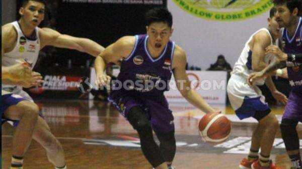 Kevin Yonas Resmi Pensiun dari Dunia Basket dan Tinggalkan Klub Satria Muda Kevin Yonas Resmi Pensiun dari Dunia Basket dan Tinggalkan Klub Satria Muda
