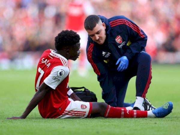 Bukayo Saka Ditarik Keluar di Laga Arsenal, Perpanjang Daftar Pemain Inggris yang Cedera Bukayo Saka Ditarik Keluar di Laga Arsenal, Perpanjang Daftar Pemain Inggris yang Cedera