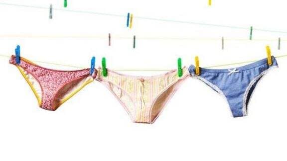 3 Alasan Sebaiknya Wanita Nggak Pakai Celana Dalam Usai Bercinta, Moms Catat Nih! 3 Alasan Sebaiknya Wanita Nggak Pakai Celana Dalam Usai Bercinta, Moms Catat Nih!