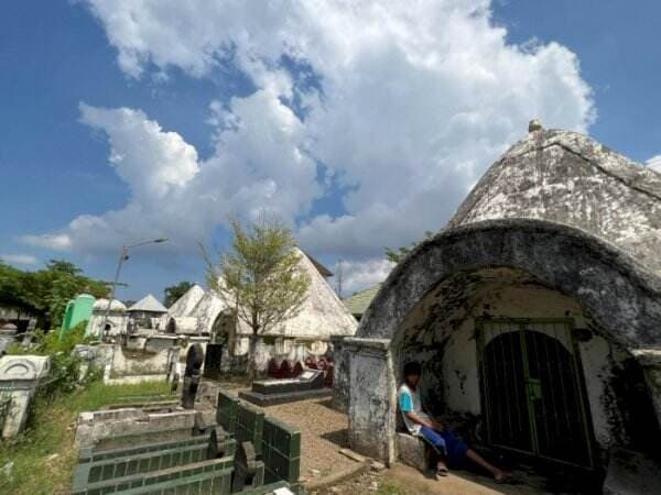 Jangan Salah! Sekilas Mirip Masjid, Bangunan Berkubah Ini Ternyata Kuburan, Pusara Siapa?