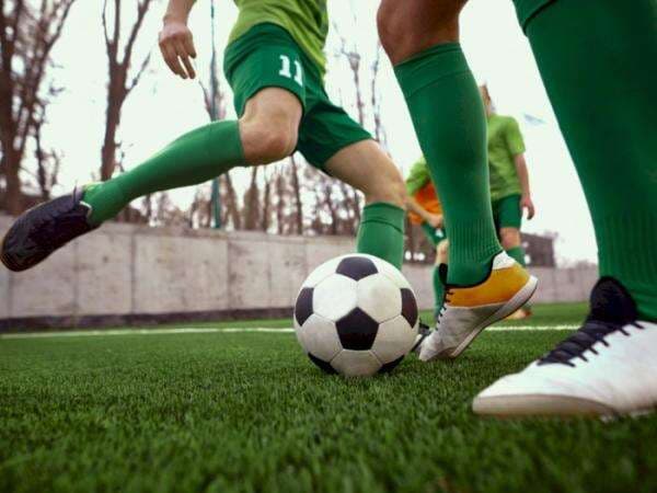 25 Istilah Dalam Permainan Sepak Bola yang Populer 25 Istilah Dalam Permainan Sepak Bola yang Populer