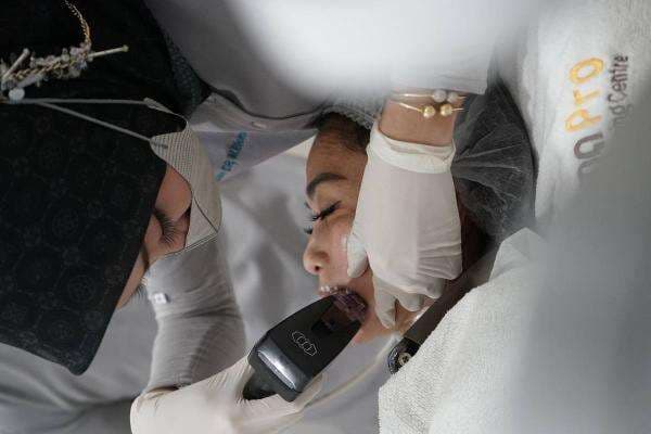 Cantik Sempurna, Feni Rose Perawatan di Klinik Dermapro Cantik Sempurna, Feni Rose Perawatan di Klinik Dermapro