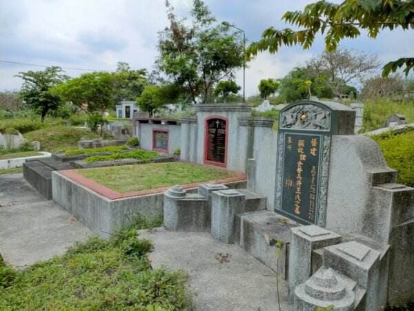 Mengapa Makam Tionghoa Berukuran Besar dan Megah? Faktanya Menarik!