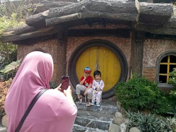 Dokar Dreamland, Wisata di Tulungagung yang Punya Rumah Hobbit Mirip di Luar Negeri