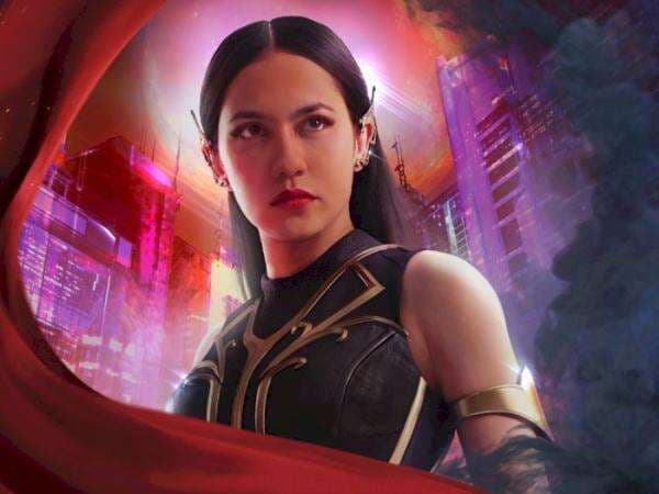 Review Film Sri Asih: Plot Cerita Menyimpan Banyak Kejutan dan Visual yang Memuaskan Review Film Sri Asih: Plot Cerita Menyimpan Banyak Kejutan dan Visual yang Memuaskan