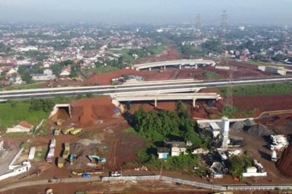 Dampak Proyek Tol 14 KK Warga Depok Terisolasi Pemukiman Di Lereng Tol Dan Rawan Kena Bencana