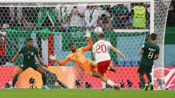 Polandia Menang Dari Arab Saudi di Babak Pertama Polandia Menang Dari Arab Saudi di Babak Pertama