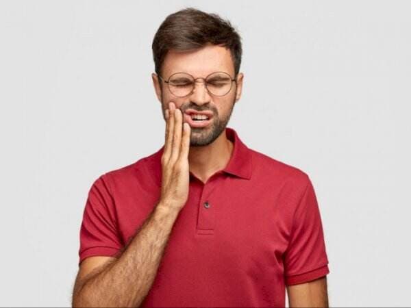 6 Rekomendasi Obat Sariawan di Bibir yang Bisa Dibeli di Apotek 6 Rekomendasi Obat Sariawan di Bibir yang Bisa Dibeli di Apotek