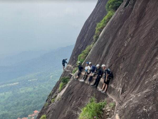 Pangandaran Punya Jalur Ferrata Tertinggi Kedua di Asia, Yuk Intip Pesona Gunung Parang